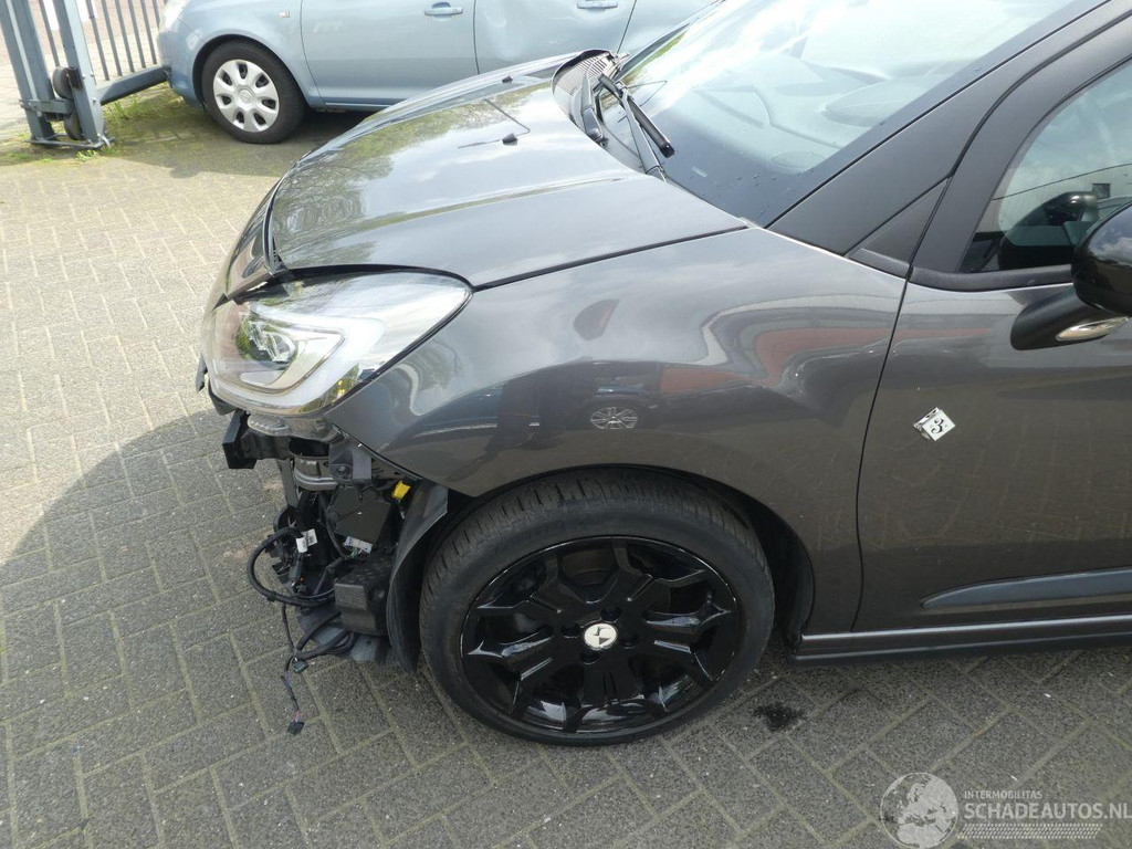 DS DS 3 Automobiles 1.2 PureTech Café Racer 81kW 37987148-2.jpg | Lunenburg Auto’s