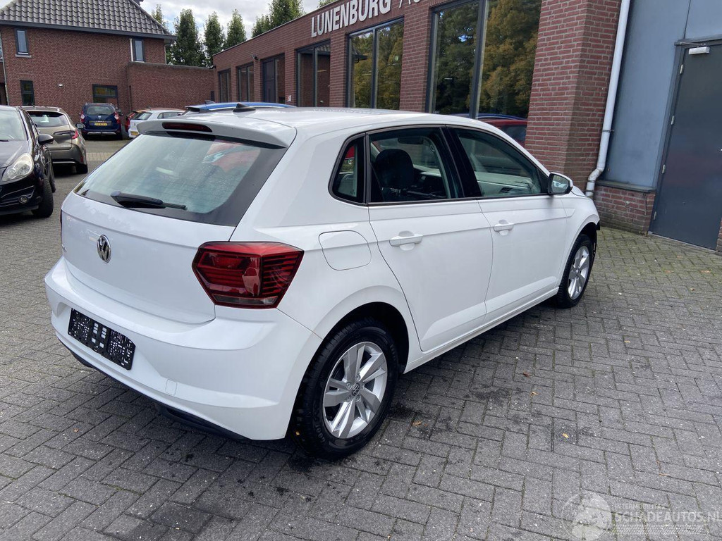 Volkswagen Polo 1.0 TSI Comfortline Hatchback 5-dr. 40753552-0.jpg | Lunenburg Auto’s