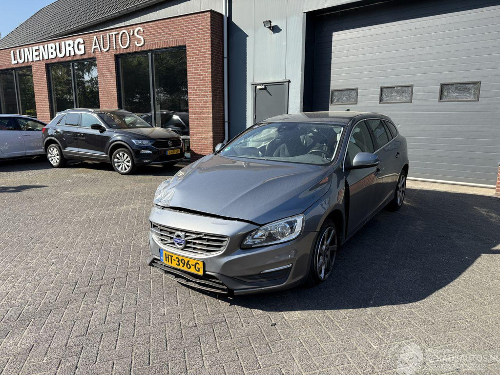 Volvo V60 V-60 1.5 T3 Momentum AUTOMAAT Stationwagen 5-dr. 44645961-0.jpg | Lunenburg Auto’s
