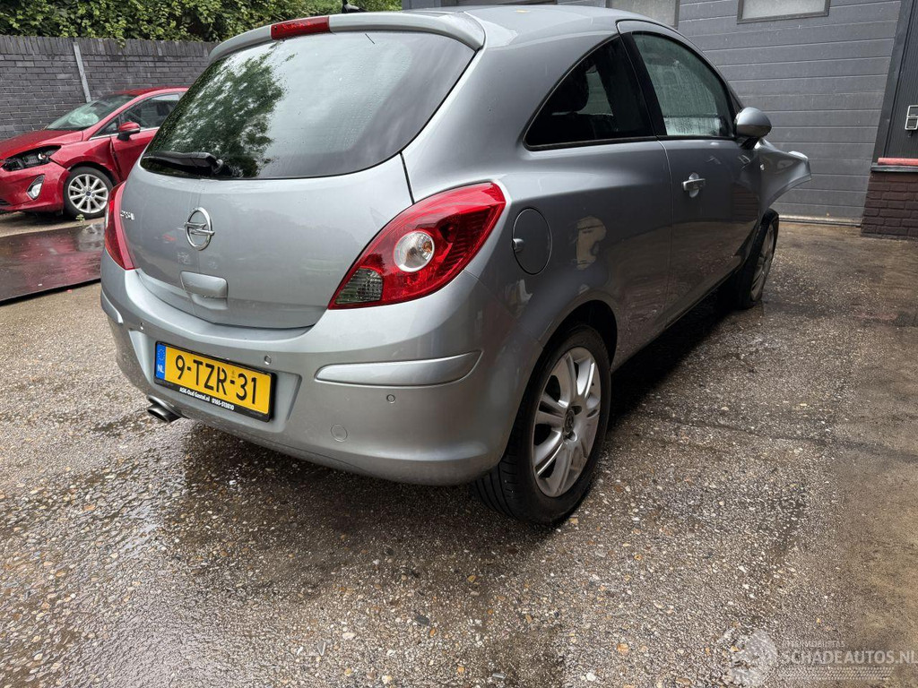 Opel Corsa 1.2-16V BlitZ Hatchback 3-dr. 45957072-3.jpg | Lunenburg Auto’s