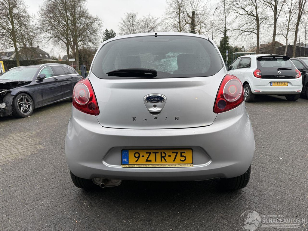 Ford Ka 1.2 Cool&Sound (Hatchback 3-dr.) 51170408-3.jpg | Lunenburg Auto’s