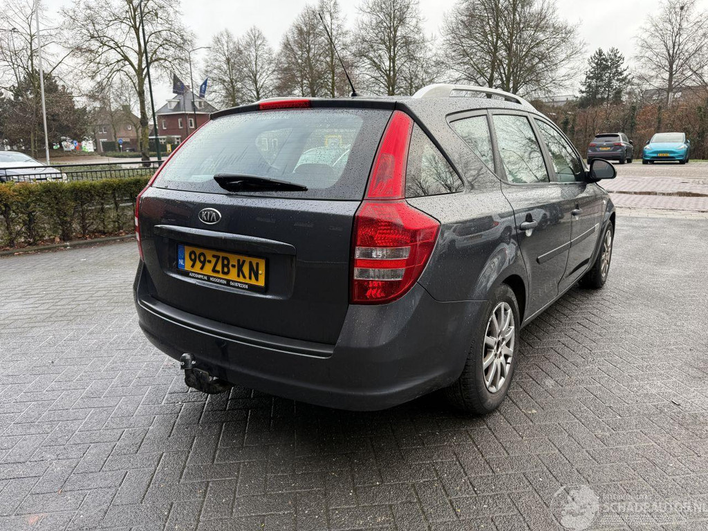 Kia cee'd Cee d 1.6 X-tra (Stationwagen 5-dr.) 51376619-4.jpg | Lunenburg Auto’s
