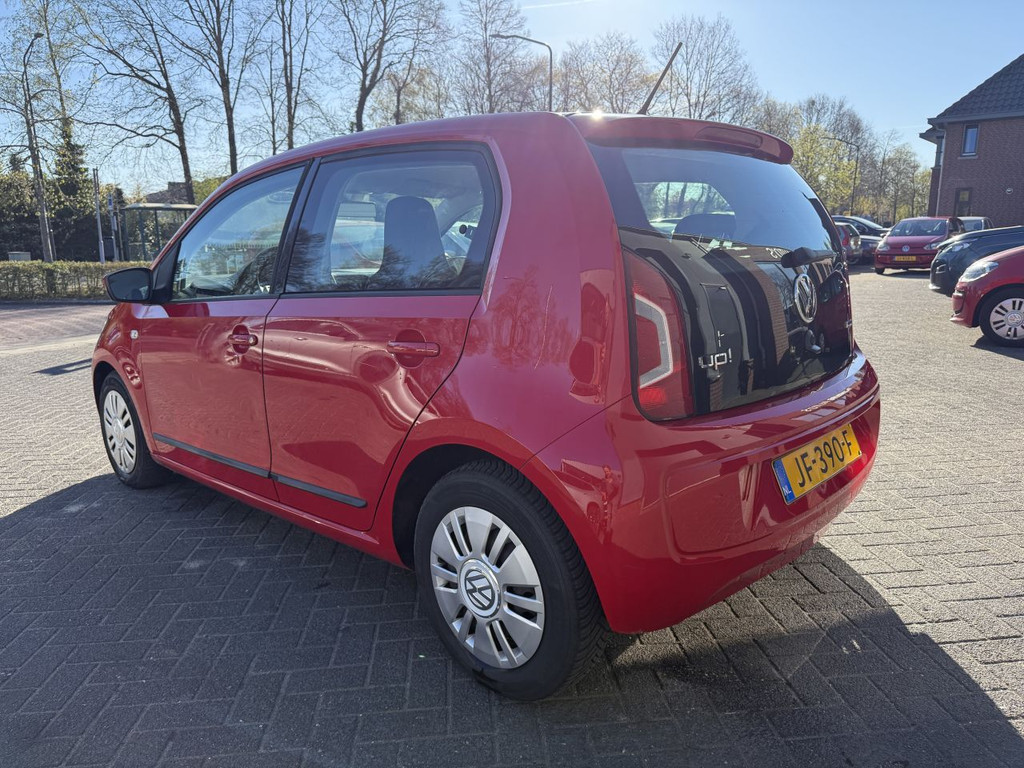 Volkswagen up! 1.0 move up! BlueMotion 52658606-2.jpg | Lunenburg Auto’s