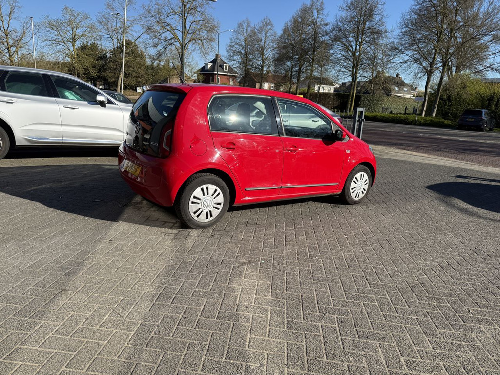 52658606-26.jpg