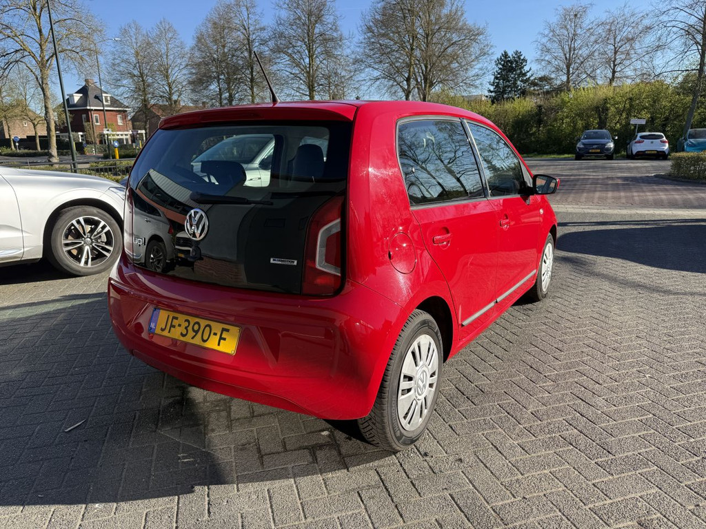 Volkswagen up! 1.0 move up! BlueMotion 52658606-4.jpg | Lunenburg Auto’s