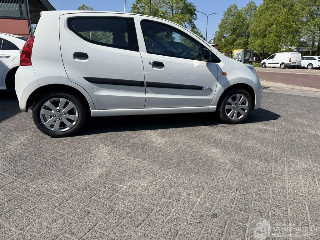 52959167-25.jpg
