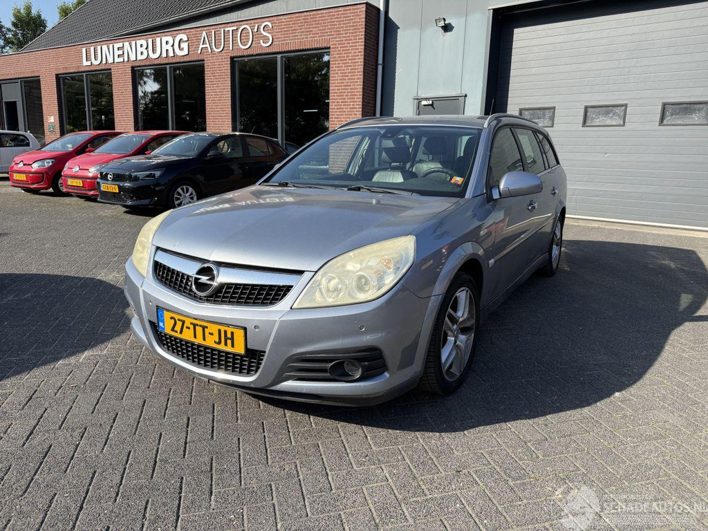 Opel Vectra 1.8-16V Executive 53742059-0.jpg | Lunenburg Auto’s