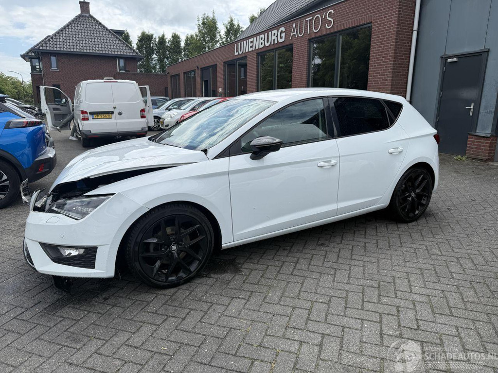 SEAT Leon 1.4 TSI ACT FR Dynamic (Hatchback 5-dr.) 53978985-1.jpg | Lunenburg Auto’s