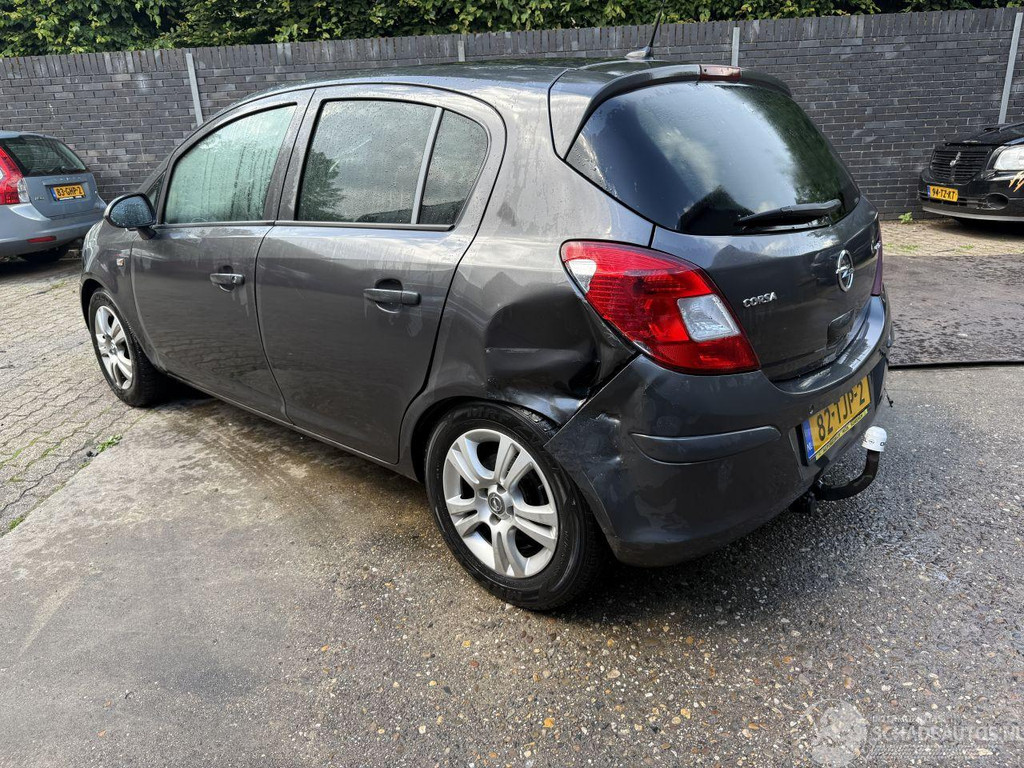 Opel Corsa 1.3 CDTi EcoFlex S/S Cosmo 54248026-2.jpg | Lunenburg Auto’s