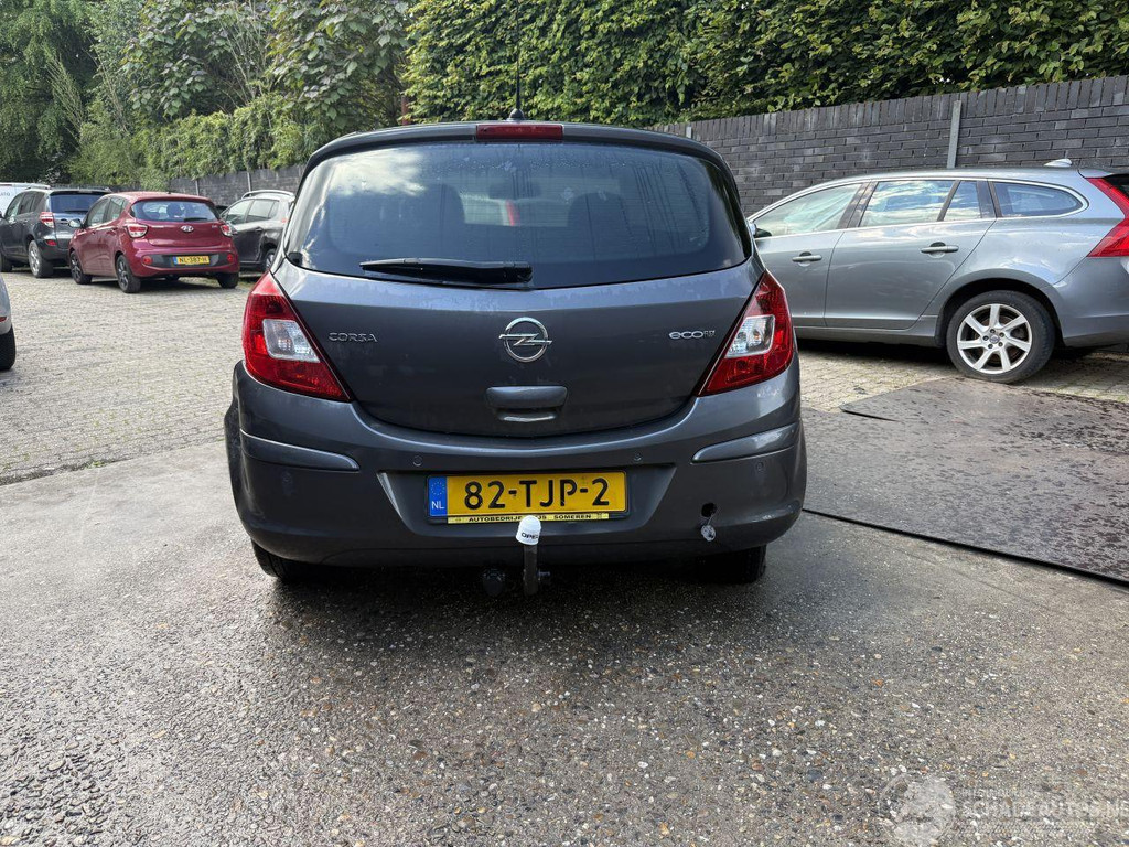 Opel Corsa 1.3 CDTi EcoFlex S/S Cosmo 54248026-3.jpg | Lunenburg Auto’s