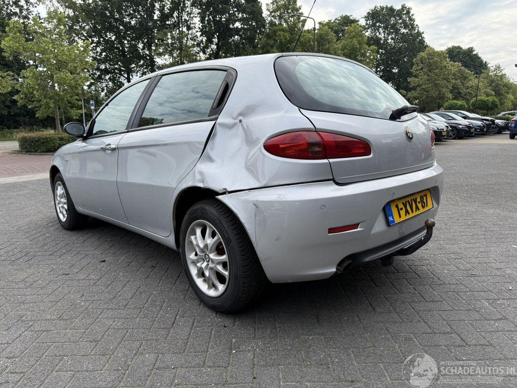 Alfa Romeo 147 1.6 T.Spark Veloce Progression 54349172-2.jpg | Lunenburg Auto’s