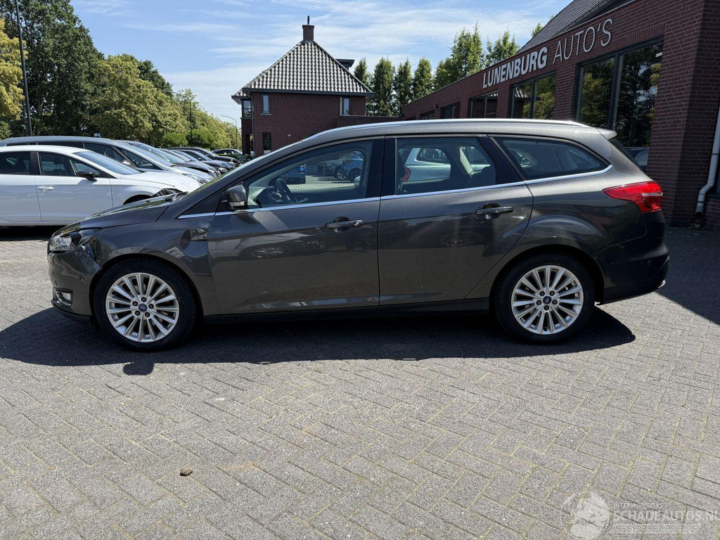 Ford Focus 1.5 Titanium (Stationwagen 5-dr.) 54521129-1.jpg | Lunenburg Auto’s