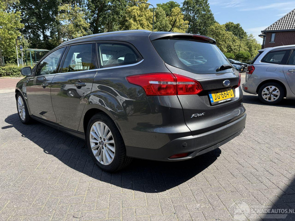 Ford Focus 1.5 Titanium (Stationwagen 5-dr.) 54521129-2.jpg | Lunenburg Auto’s