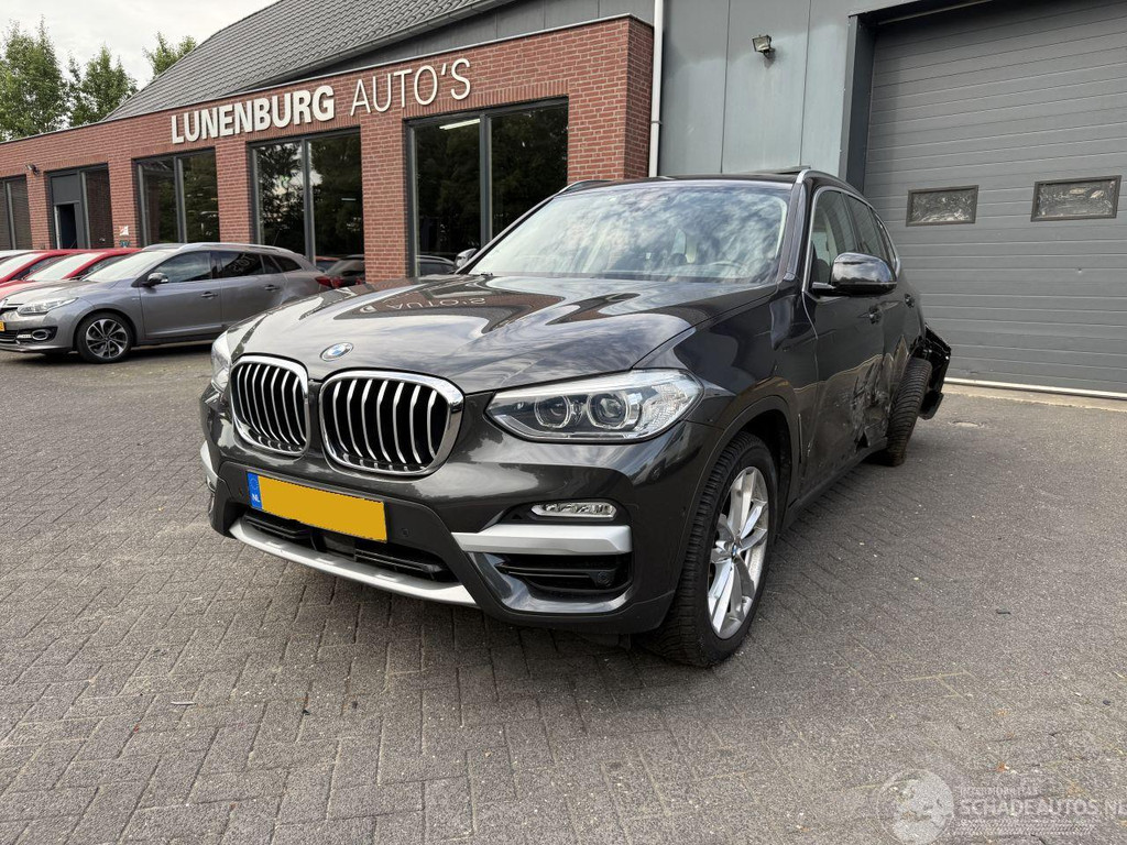 BMW X3 xDrive30i High Executive AUTOMAAT PANORAMADAK (SUV 5-dr.) 54653535-0.jpg | Lunenburg Auto’s
