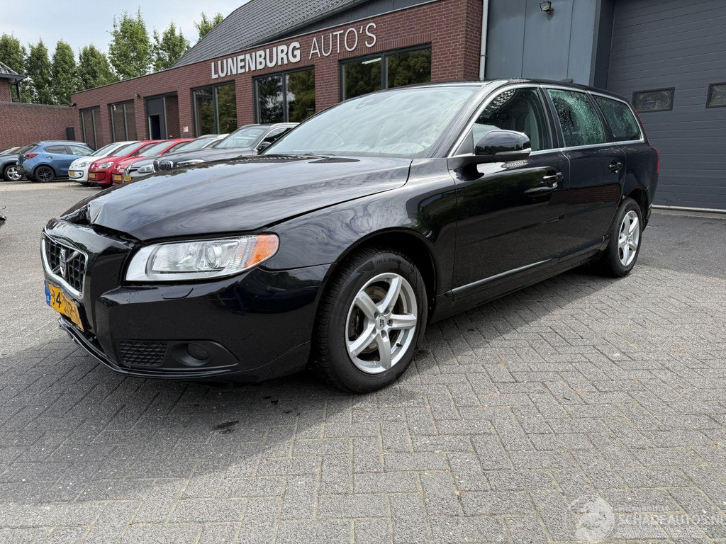 Volvo V70 V-70 1.6 T4 Limited Edition AUTOMAAT LEER (Stationwagen 5-dr.) 54664802-0.jpg | Lunenburg Auto’s