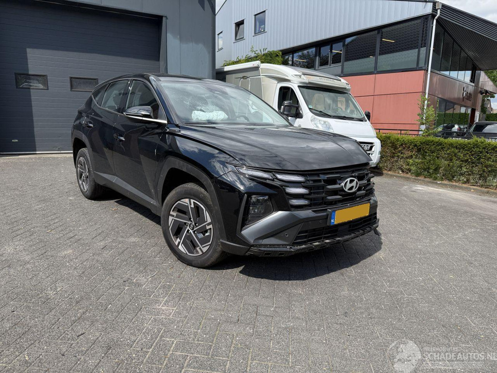 Hyundai Tucson 1.6 T-GDI PHEV E-Motion (SUV 5-dr.) 54740068-0.jpg | Lunenburg Auto’s