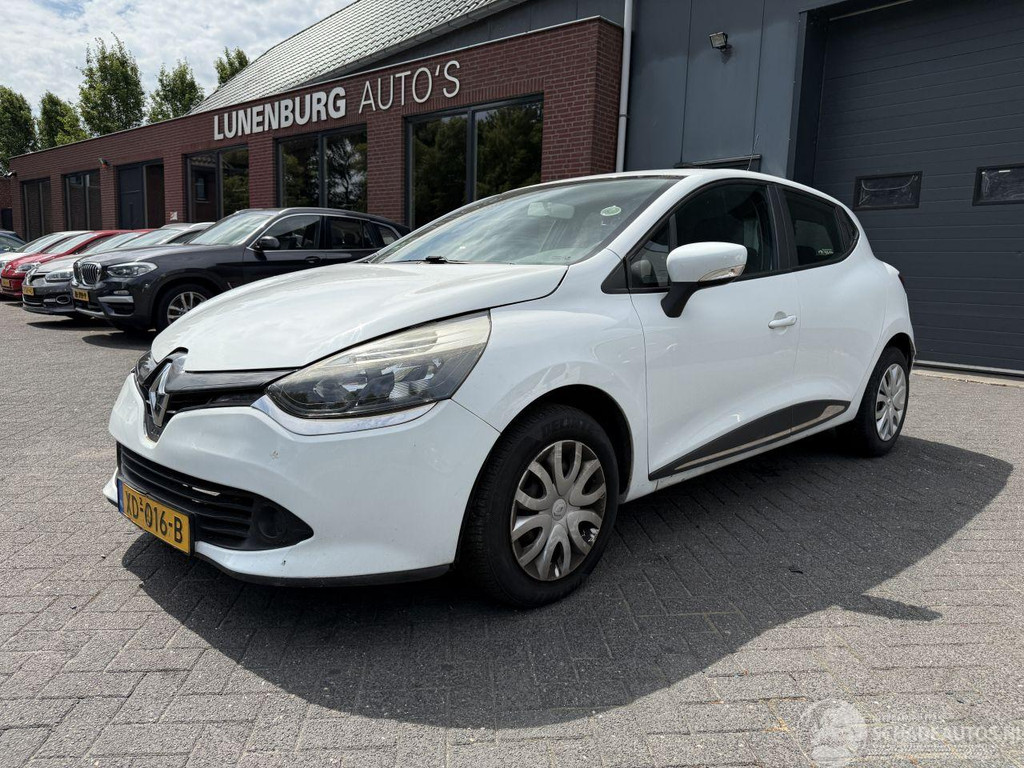 Renault Clio 1.2 16V AIRCO NAVIGATIE (Hatchback 5-dr.) 54786014-0.jpg | Lunenburg Auto’s