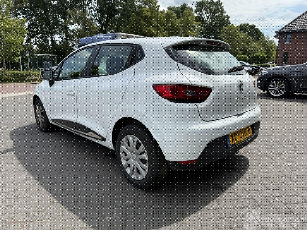 Renault Clio 1.2 16V AIRCO NAVIGATIE (Hatchback 5-dr.) 54786014-2.jpg | Lunenburg Auto’s