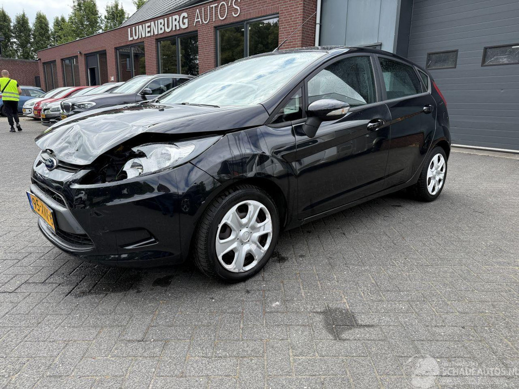 Ford Fiesta 1.25 Champion (Hatchback 5-dr.) 54861686-0.jpg | Lunenburg Auto’s