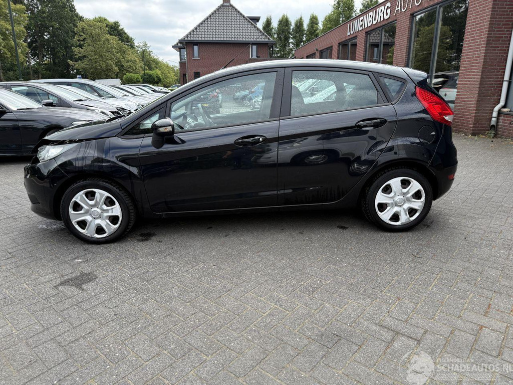 Ford Fiesta 1.25 Champion (Hatchback 5-dr.) 54861686-1.jpg | Lunenburg Auto’s