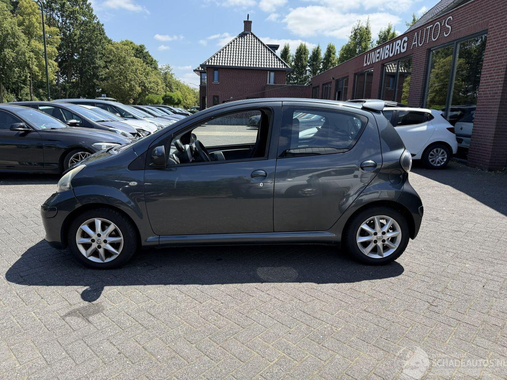Toyota Aygo 1.0-12V Comfort AUTOMAAT (Hatchback 5-dr.) 54864601-1.jpg | Lunenburg Auto’s