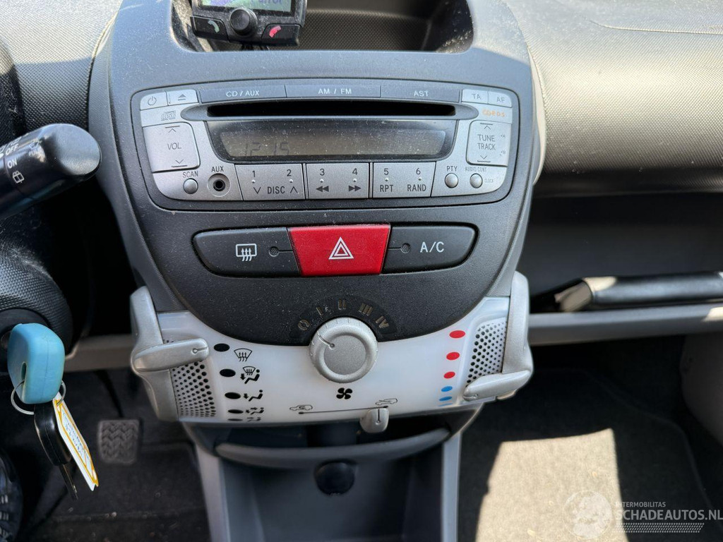 Toyota Aygo 1.0-12V Comfort AUTOMAAT (Hatchback 5-dr.) 54864601-3.jpg | Lunenburg Auto’s
