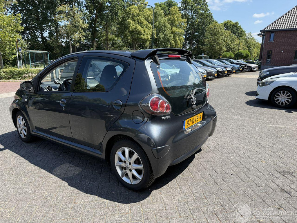 Toyota Aygo 1.0-12V Comfort AUTOMAAT (Hatchback 5-dr.) 54864601-4.jpg | Lunenburg Auto’s