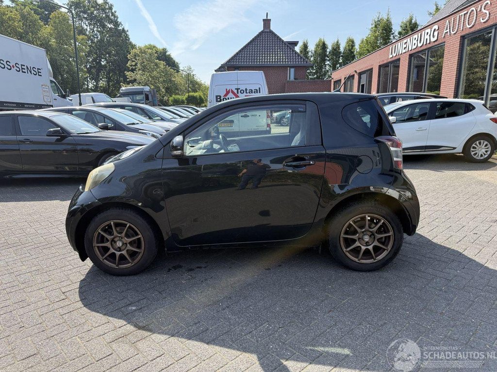 Toyota iQ 1.0 VVTi Aspiration AUTOMAAT (Hatchback 3-dr.) 54881417-1.jpg | Lunenburg Auto’s
