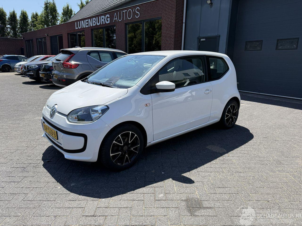 Volkswagen up! 1.0 high up! BlueMotion 54950779-0.jpg | Lunenburg Auto’s