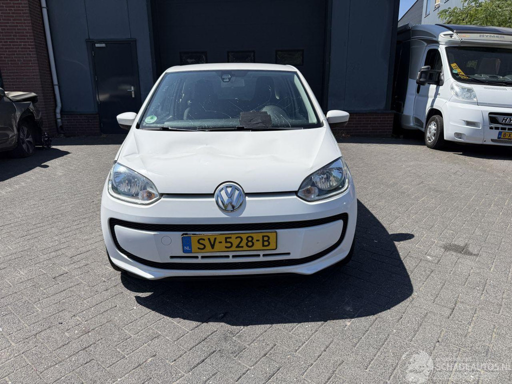 Volkswagen up! 1.0 high up! BlueMotion 54950779-4.jpg | Lunenburg Auto’s