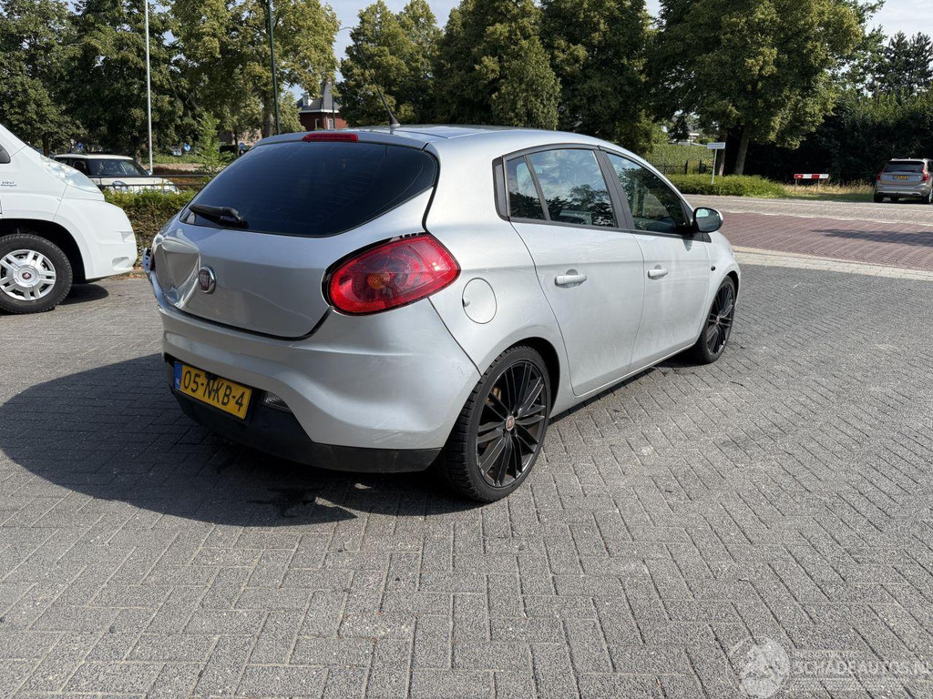 Fiat Bravo 1.4 T-Jet Dynamic (Hatchback 5-dr.) 55010119-4.jpg | Lunenburg Auto’s