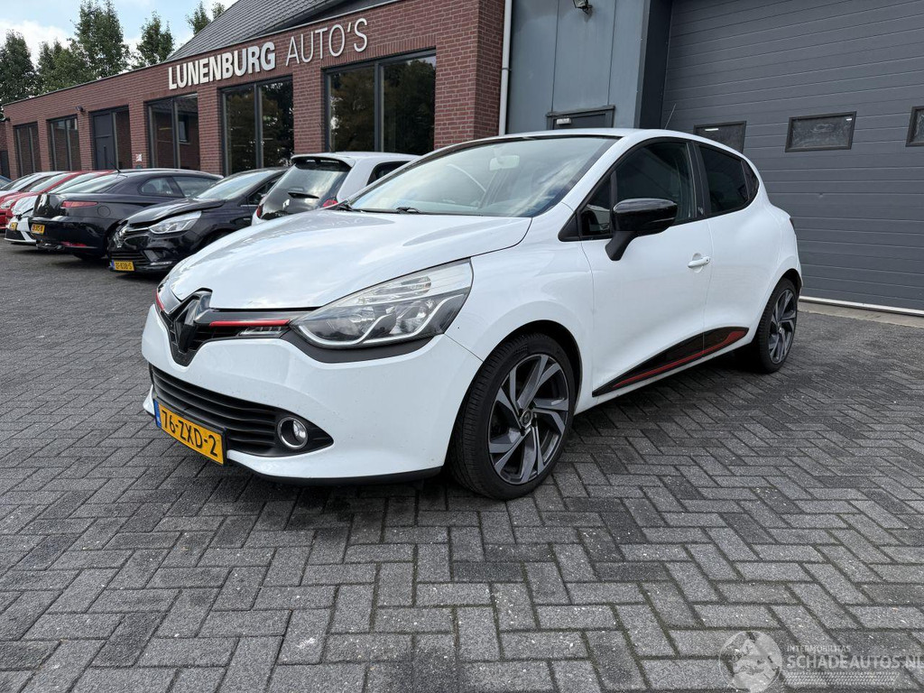 Renault Clio 0.9 TCe ECO Collection (Hatchback 5-dr.) 55986266-0.jpg | Lunenburg Auto’s