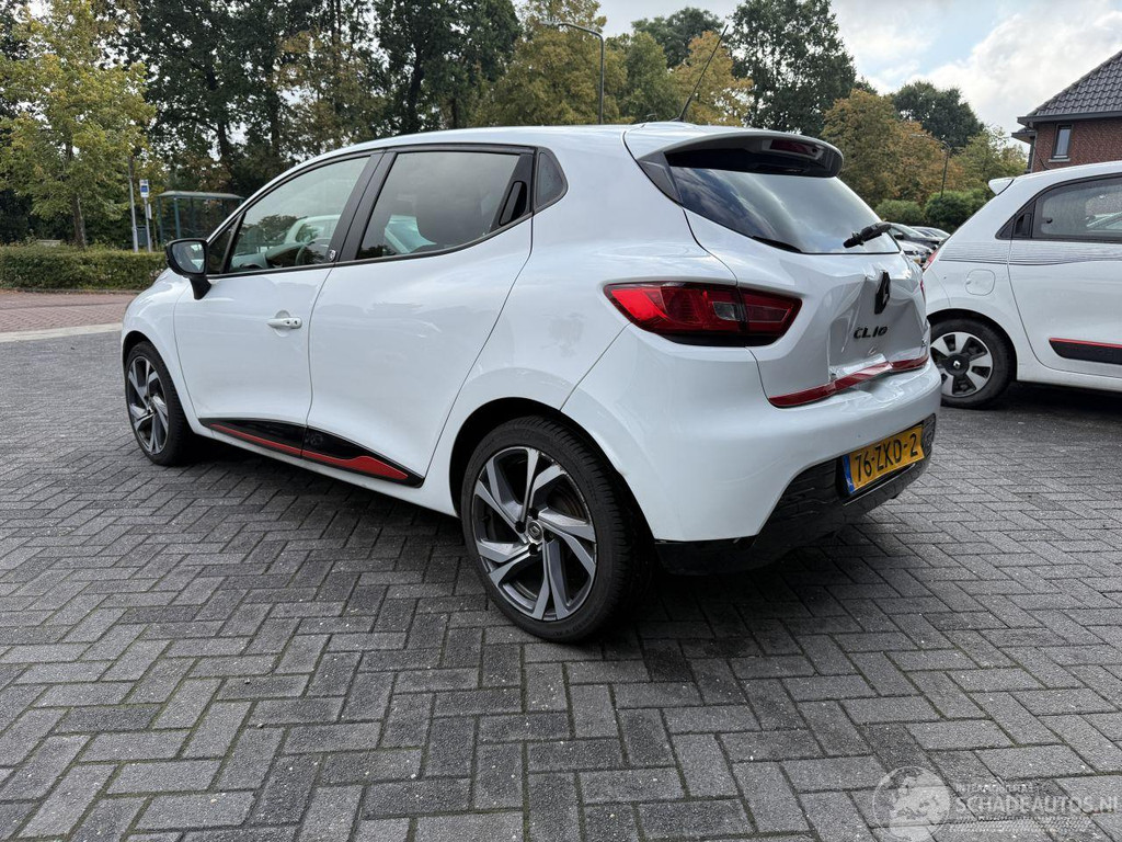 Renault Clio 0.9 TCe ECO Collection (Hatchback 5-dr.) 55986266-2.jpg | Lunenburg Auto’s