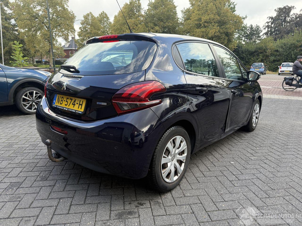 Peugeot 208 1.2 PureTech Active AUTOMAAT (Hatchback 5-dr.) 55987872-4.jpg | Lunenburg Auto’s