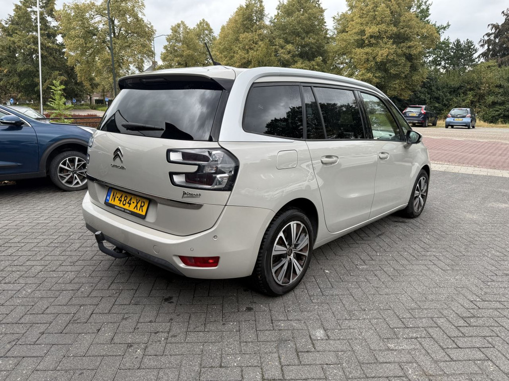 Citroën Grand C4 Picasso 1.2 PureTech (MPV 5-dr.) 55991929-4.jpg | Lunenburg Auto’s