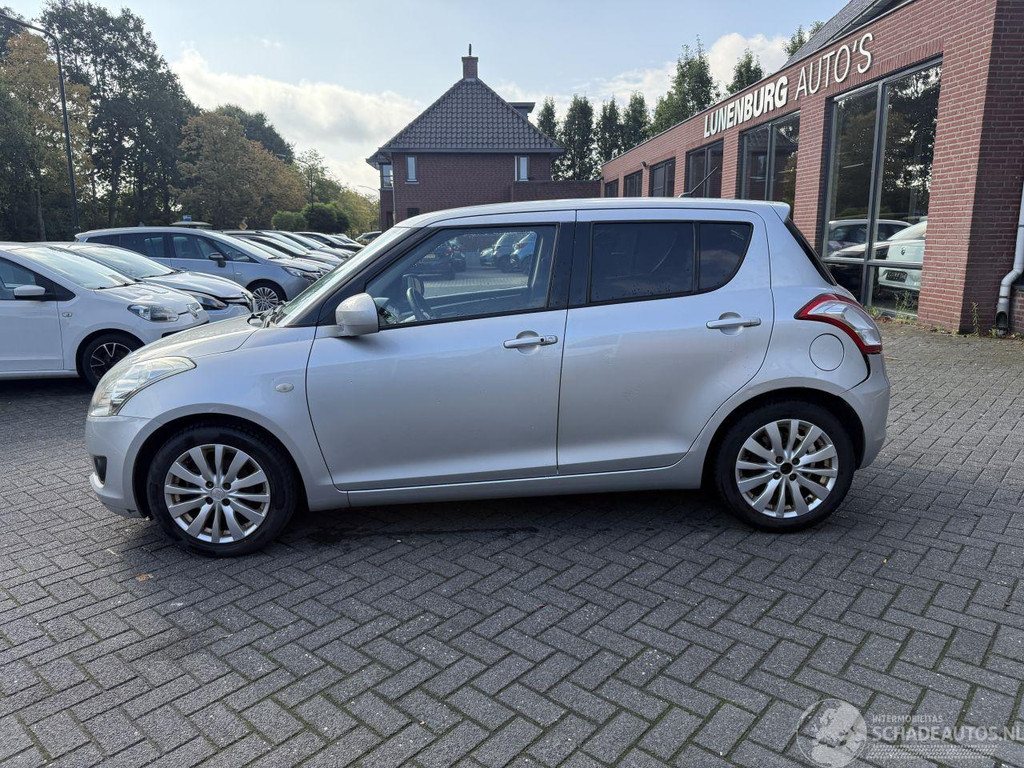Suzuki Swift 1.2 Exclusive EASSS (Hatchback 5-dr.) 56069507-1.jpg | Lunenburg Auto’s