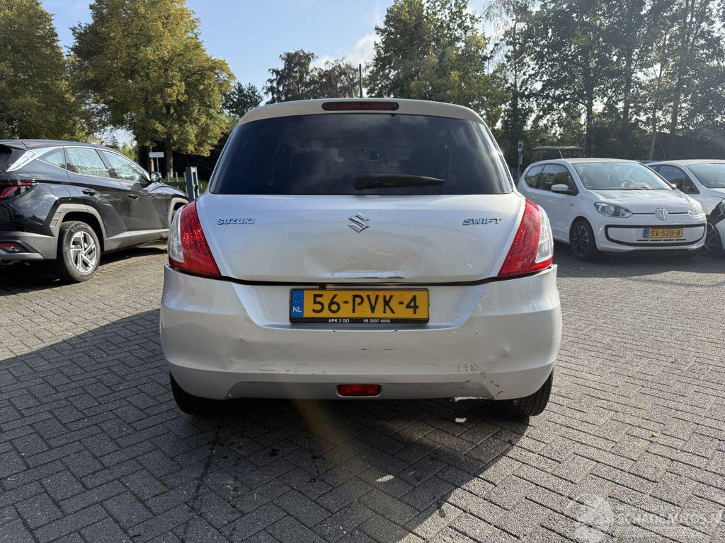 Suzuki Swift 1.2 Exclusive EASSS (Hatchback 5-dr.) 56069507-3.jpg | Lunenburg Auto’s
