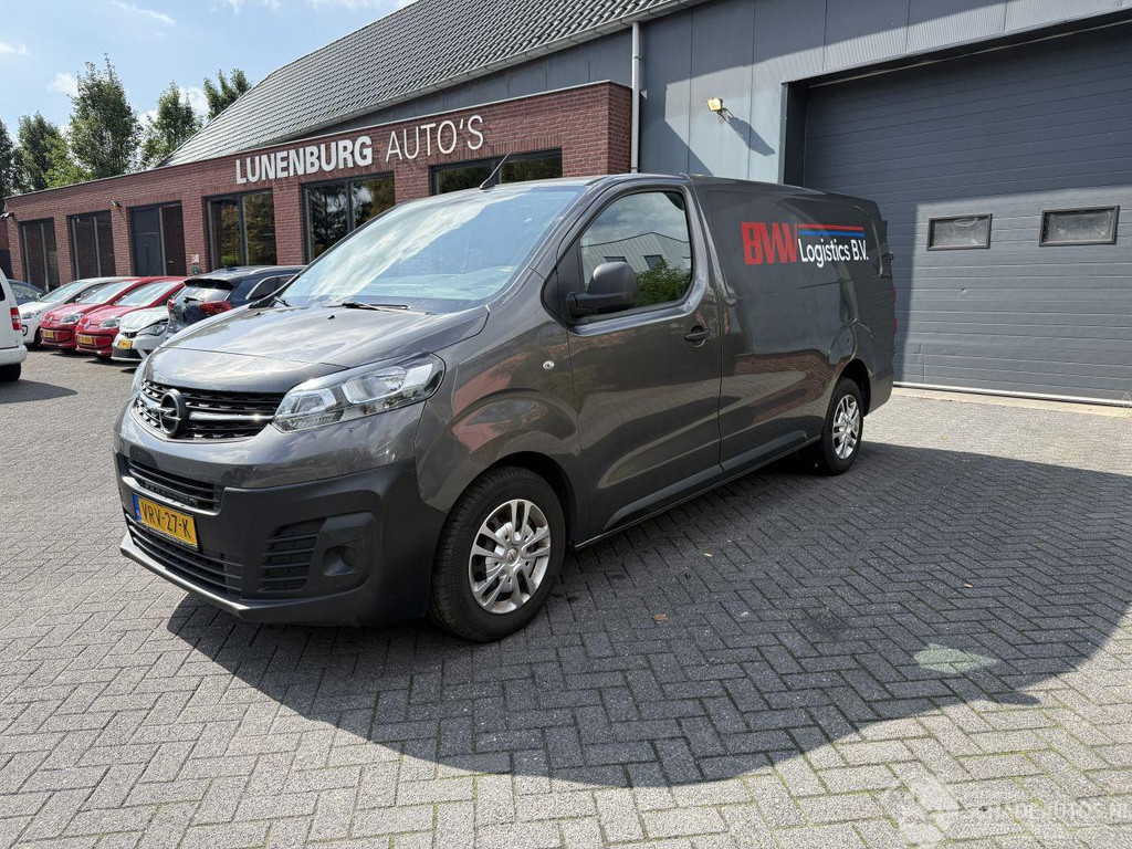 Opel Vivaro 1.5 CDTI L3H1 Edition (Bedrijfsauto 5-dr.) 56082860-0.jpg | Lunenburg Auto’s