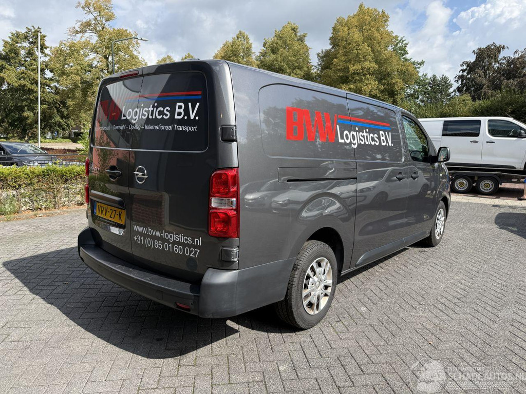 Opel Vivaro 1.5 CDTI L3H1 Edition (Bedrijfsauto 5-dr.) 56082860-4.jpg | Lunenburg Auto’s