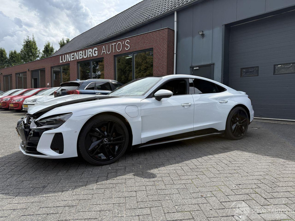 Audi e-tron GT PANORAMDAK 93 kWh (Hatchback 5-dr.) 56119257-0.jpg | Lunenburg Auto’s