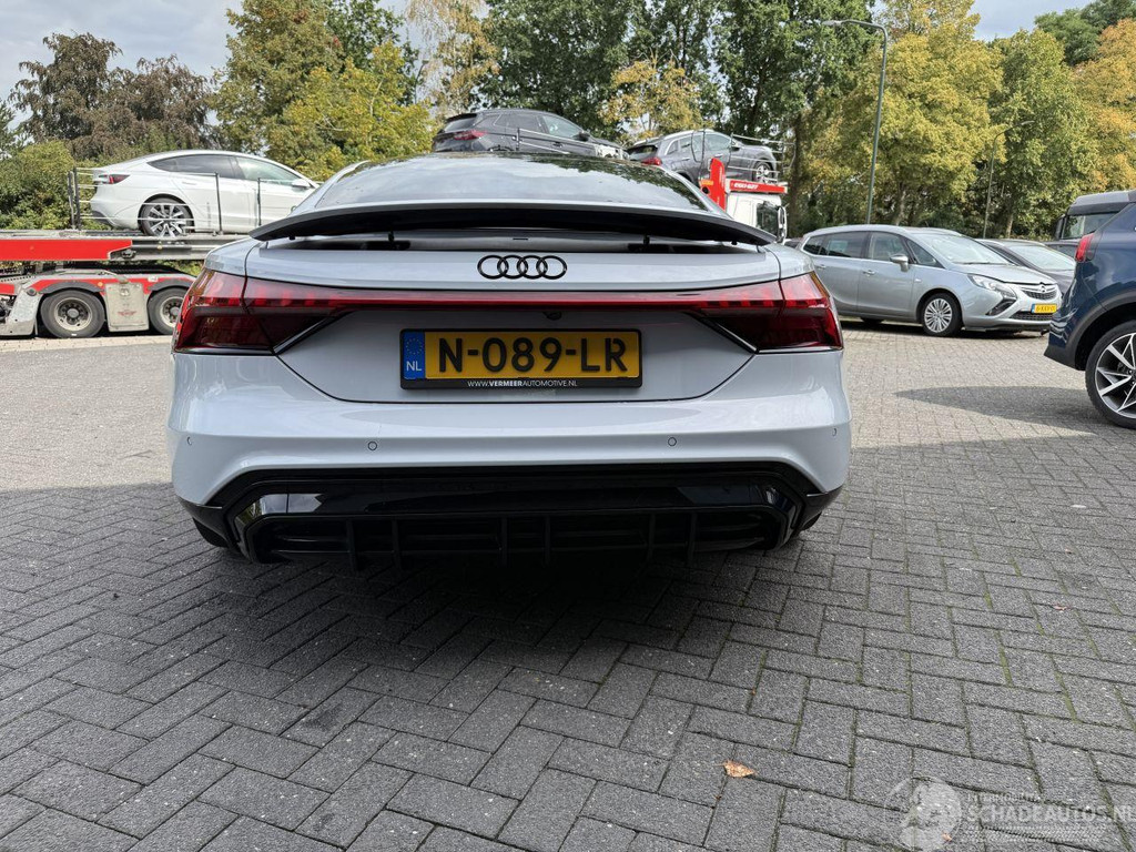 Audi e-tron GT PANORAMDAK 93 kWh (Hatchback 5-dr.) 56119257-3.jpg | Lunenburg Auto’s