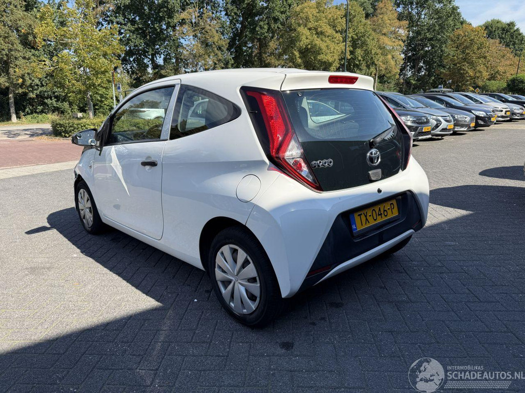 Toyota Aygo 1.0 VVT-i x (Hatchback 3-dr.) 56252891-2.jpg | Lunenburg Auto’s