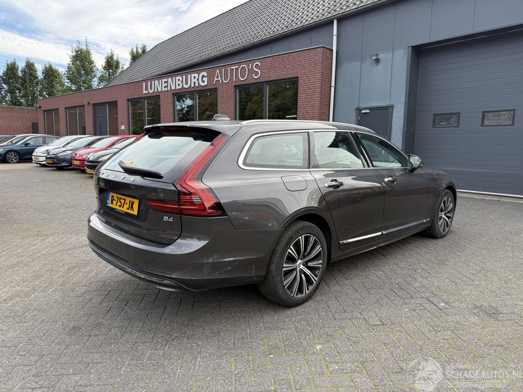 Volvo V90 V-90 2.0 B4 Inscription PANORAMADAK (Stationwagen 5-dr.) 56708274-0.jpg | Lunenburg Auto’s