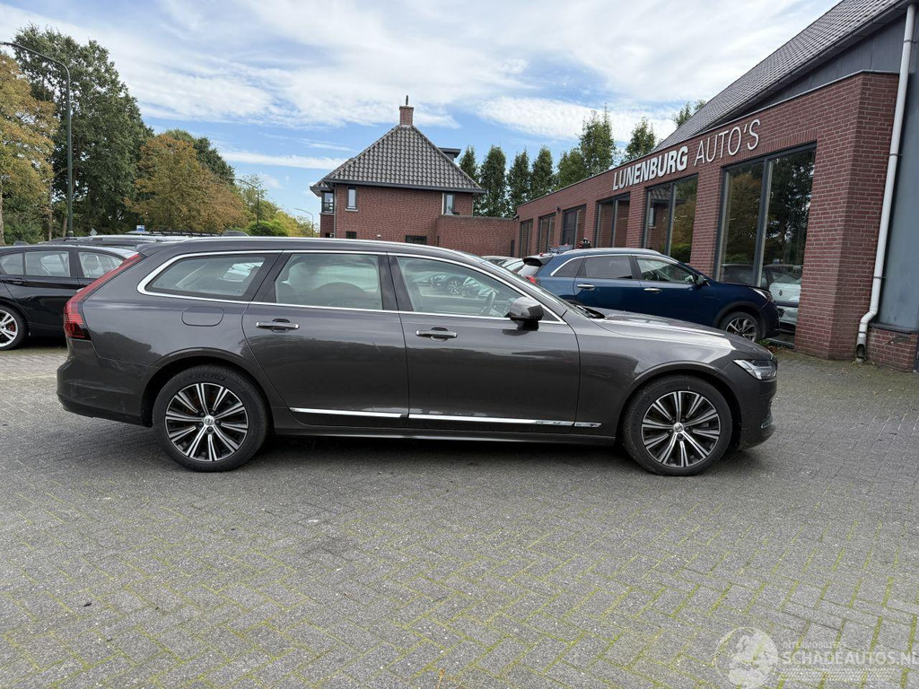 Volvo V90 V-90 2.0 B4 Inscription PANORAMADAK (Stationwagen 5-dr.) 56708274-1.jpg | Lunenburg Auto’s