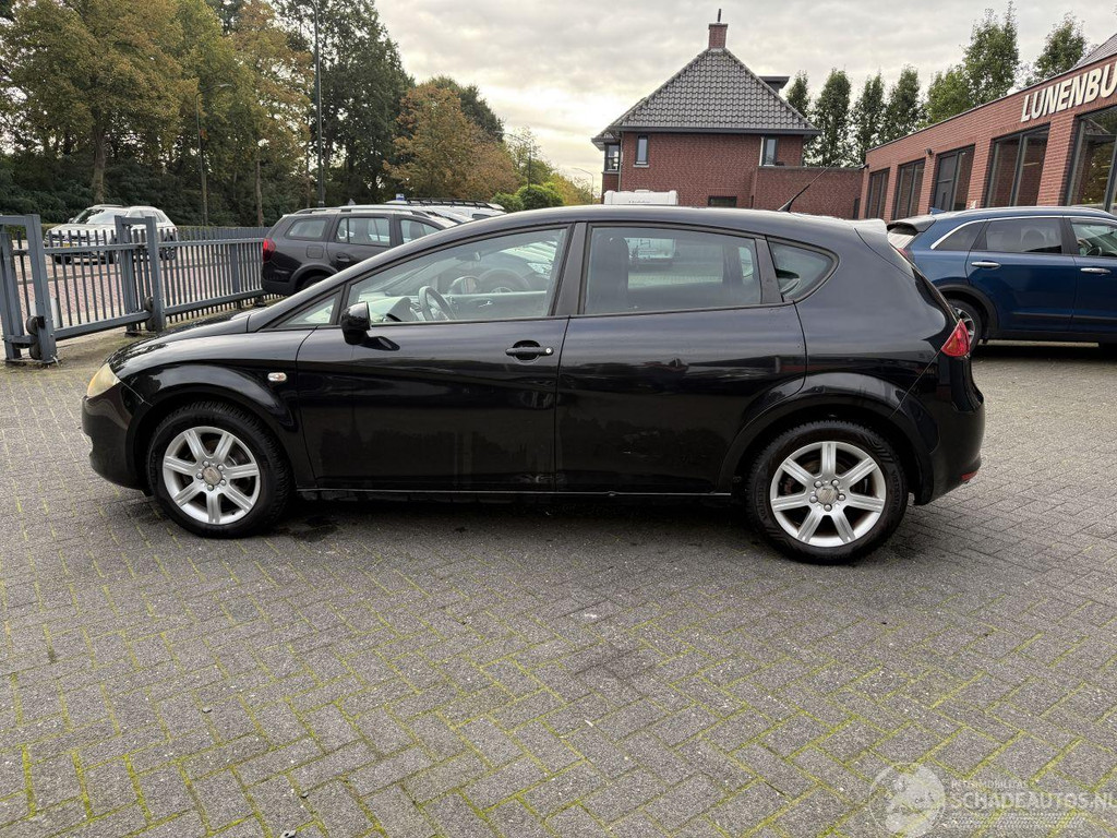 SEAT Leon 1.9 TDI Ecomotive Sport (Hatchback 5-dr.) 56848011-1.jpg | Lunenburg Auto’s