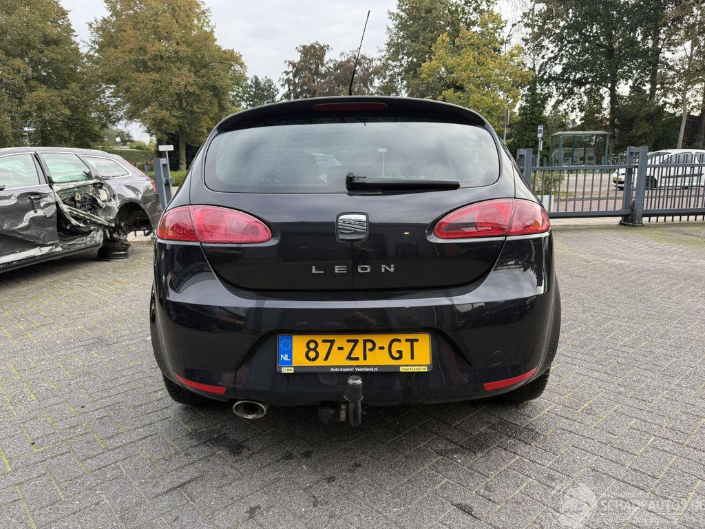 SEAT Leon 1.9 TDI Ecomotive Sport (Hatchback 5-dr.) 56848011-3.jpg | Lunenburg Auto’s