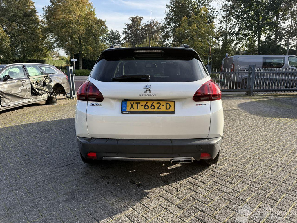 Peugeot 2008 1.2 PureTech GT-line (SUV 5-dr.) 56874861-3.jpg | Lunenburg Auto’s