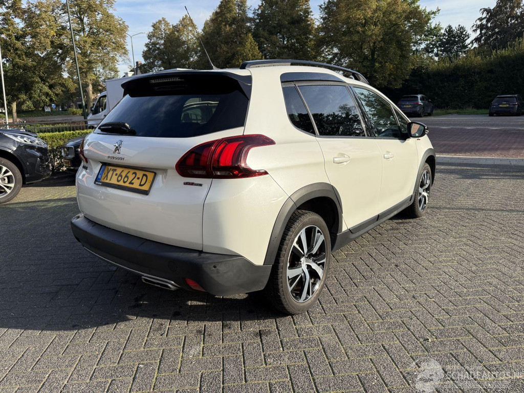 Peugeot 2008 1.2 PureTech GT-line (SUV 5-dr.) 56874861-4.jpg | Lunenburg Auto’s