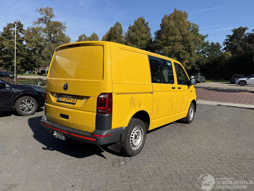 Volkswagen Transporter 2.0 TDI L1H2 Comfortline 56884470-4.jpg | Lunenburg Auto’s