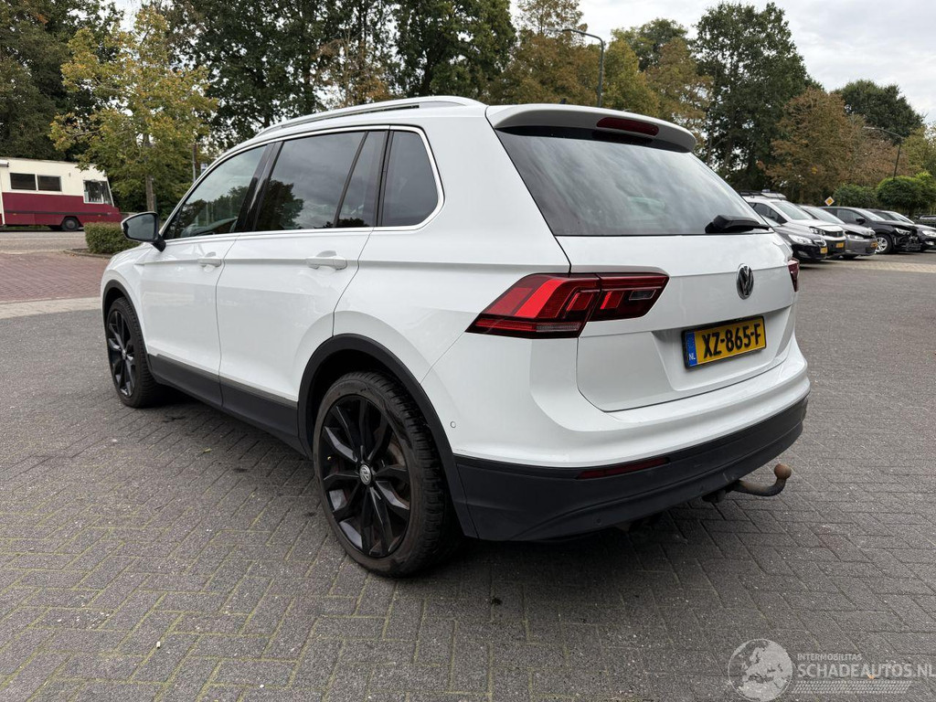 Volkswagen Tiguan 1.4 TSI PANORAMADAK Connected Series 57070485-2.jpg | Lunenburg Auto’s